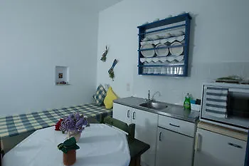 Angie's Hotel 3*