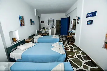 Angie's 3*