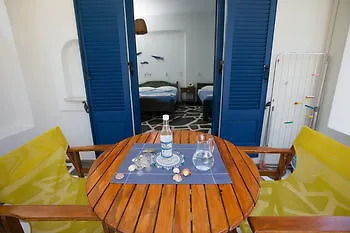 Angie's 3*