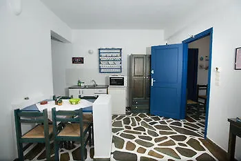 Angie's 3*